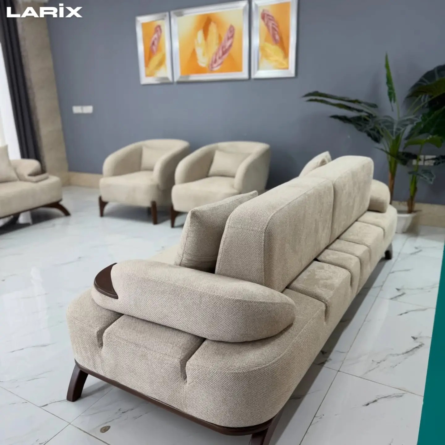 Larix düz divan